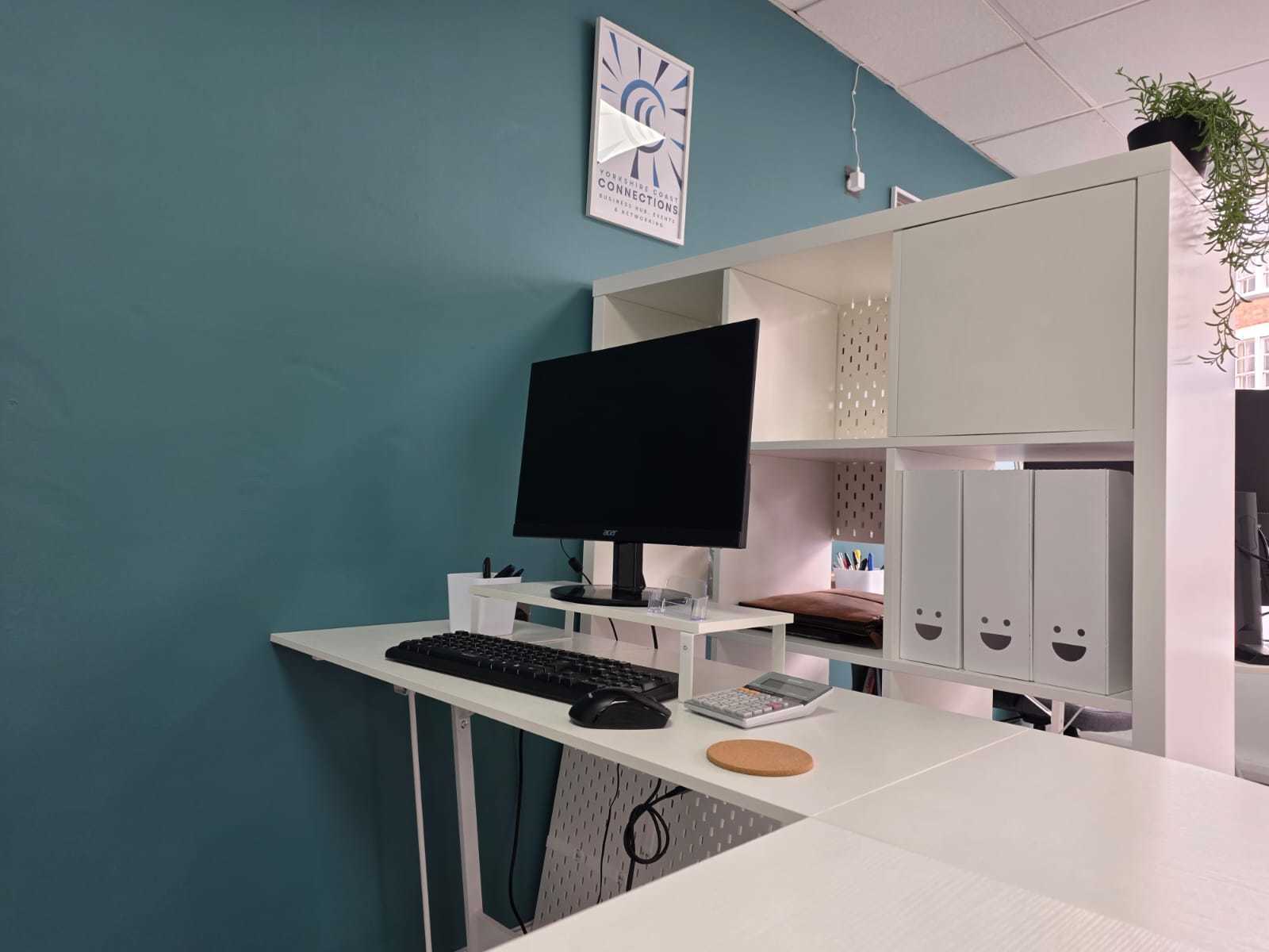 Hot Desks / Exclusive Desks