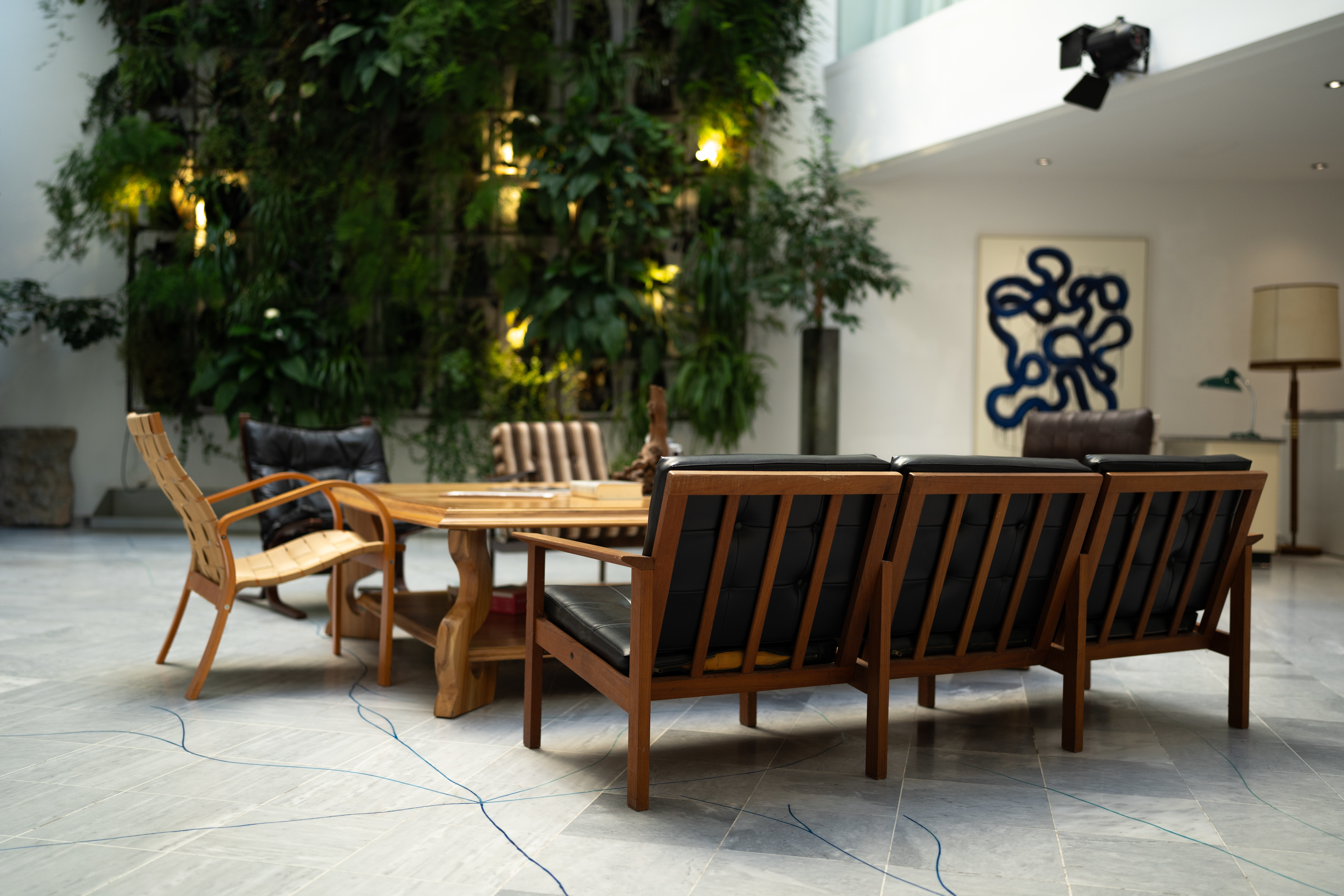 Private Office for 4 at M7 Co-Working — Elegance, Focus, and Flexibility in Vienna’s Ambassador District