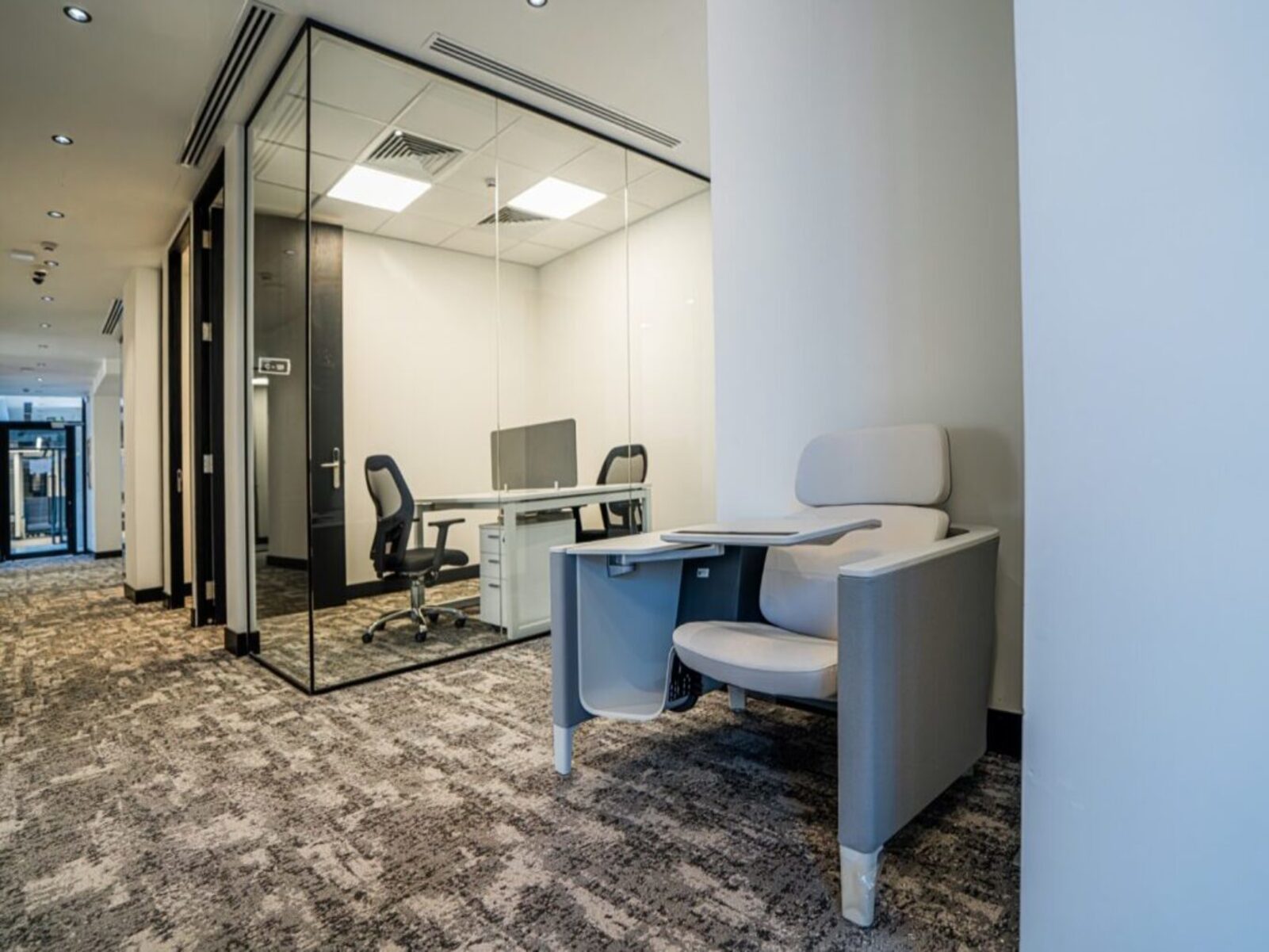 B Workspace Solutions