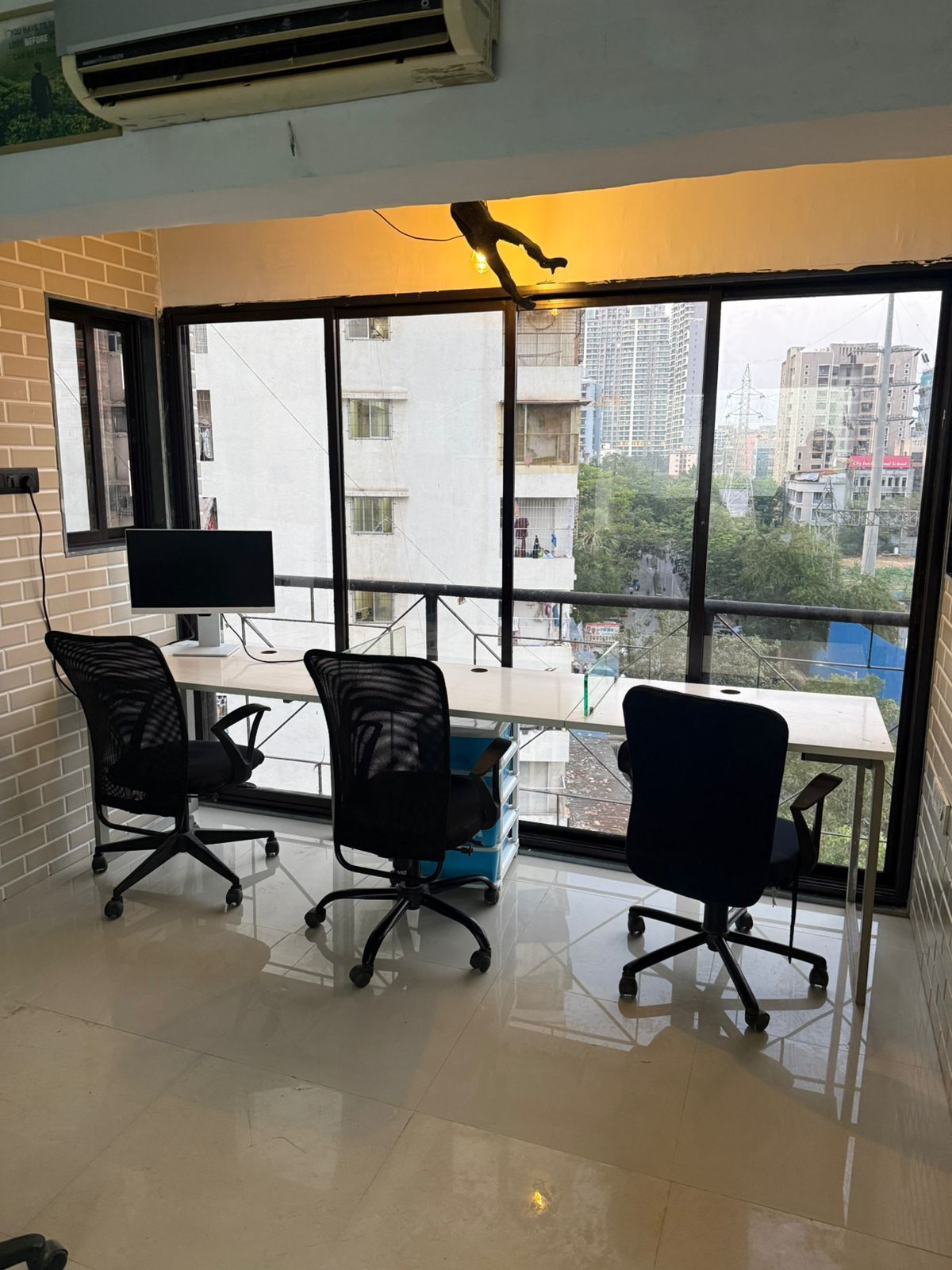 Fixed Dedicated Desk