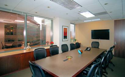 Large Conference Room Large Conference Room