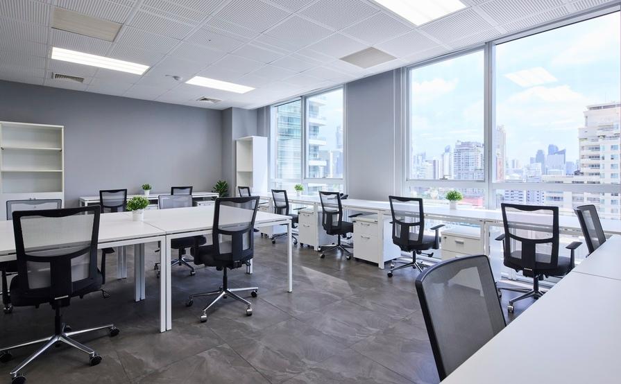 Window Private Office for 13 pax