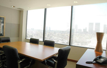 904 - Middle Conference Room