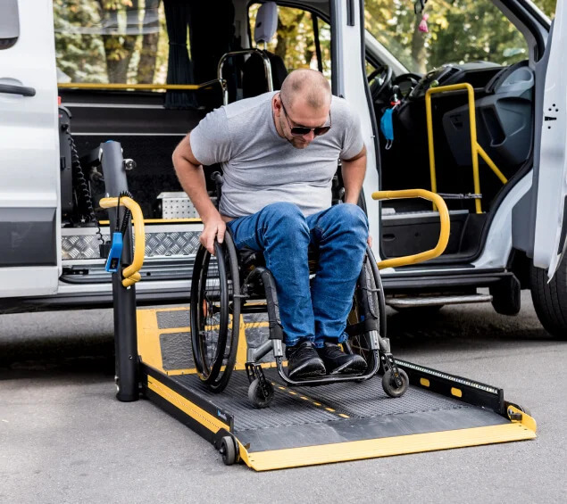 13 wheelchair Maxi cab