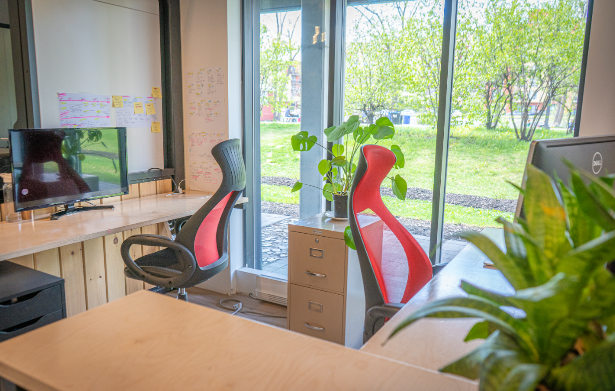 Assigned Desks - Standard