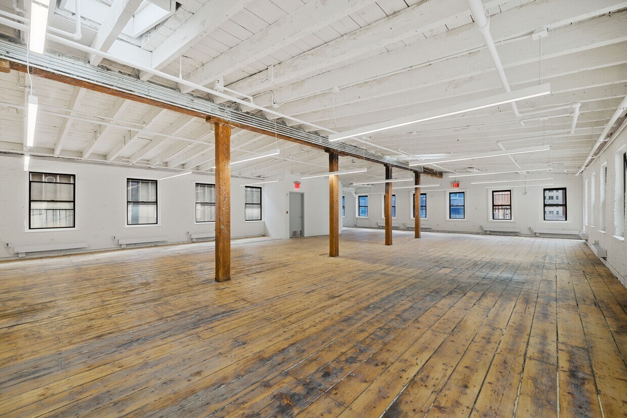 Full 4th Floor Office - Kent Offices Dumbo