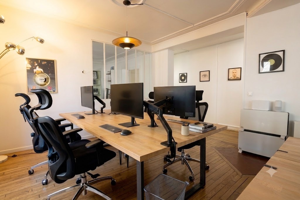 Private Office - 8 desks 