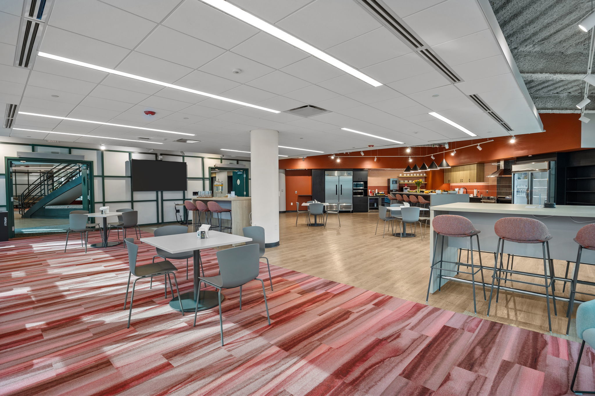 Office 256