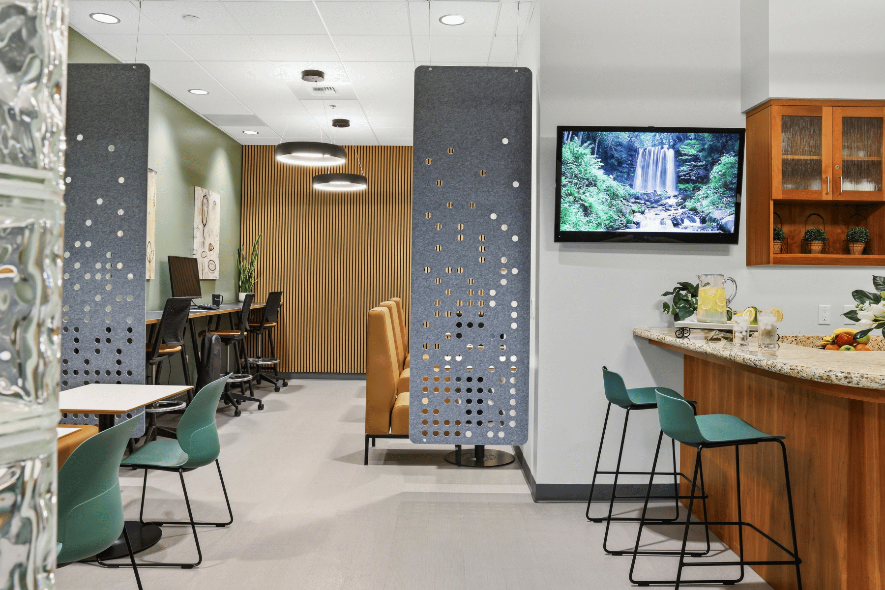 Business Workspaces - Open Coworking - Coworking Cafe