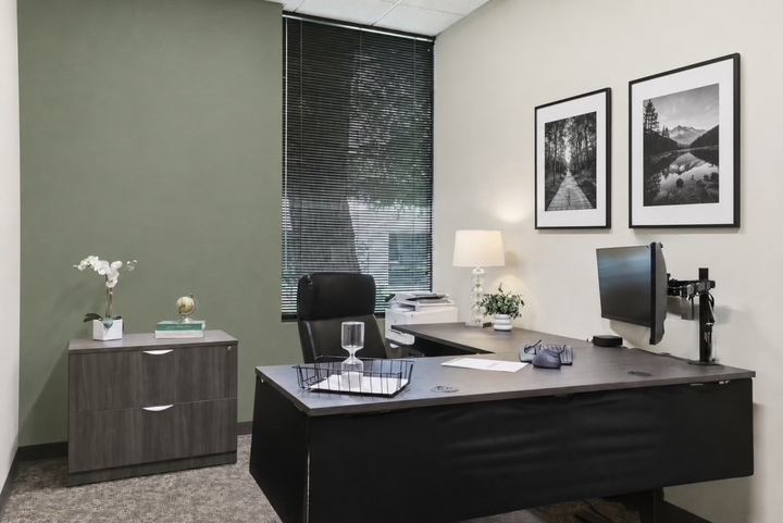 Business Workspaces -Private Offices 