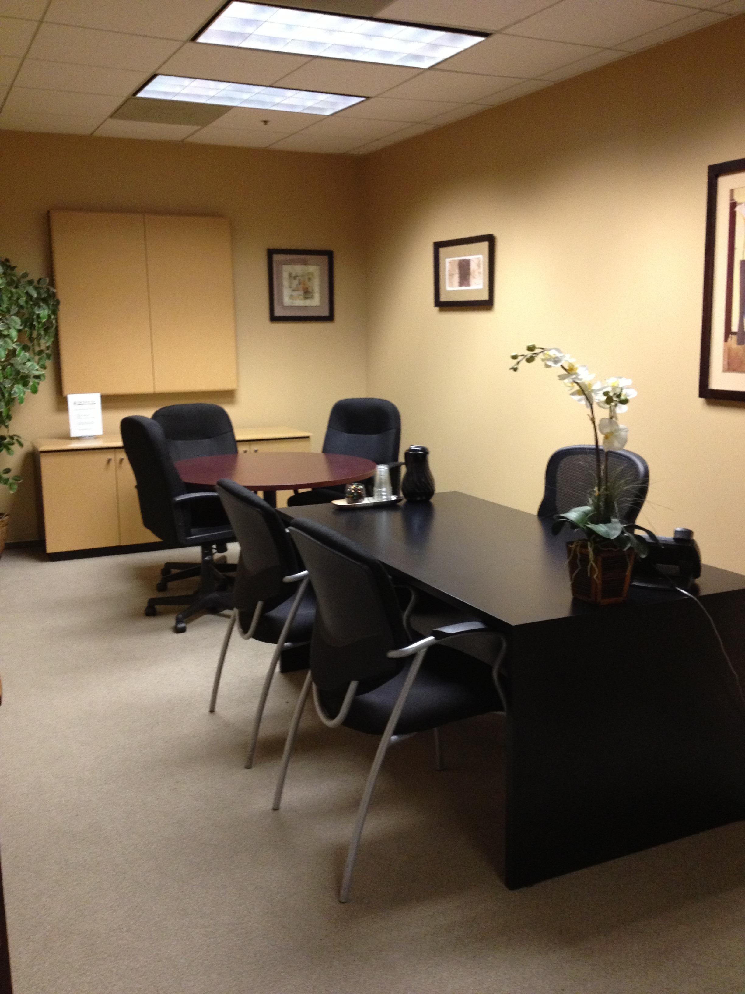 Day Office/Small Conf. Room