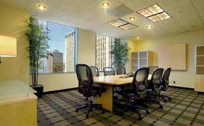 Small Confernce Room Small Confernce Room