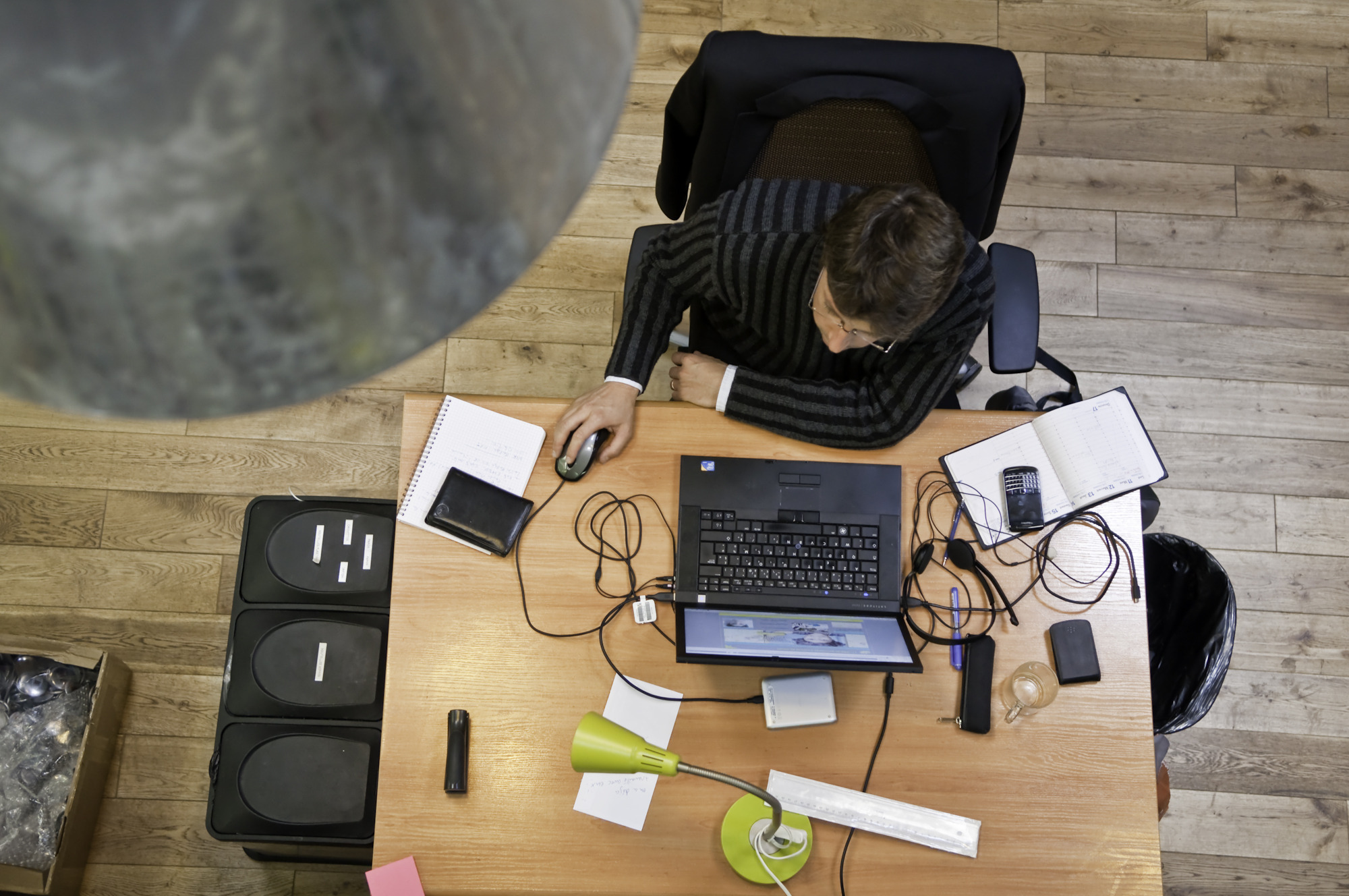 Desk - Pied-à-Terre