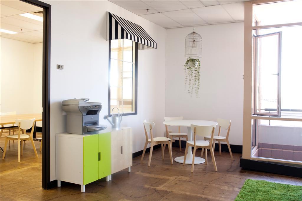 EngineRoom Darlinghurst: Full-time Shared Desk