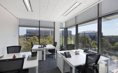 5 person workstation serviced office 5 person workstation serviced office