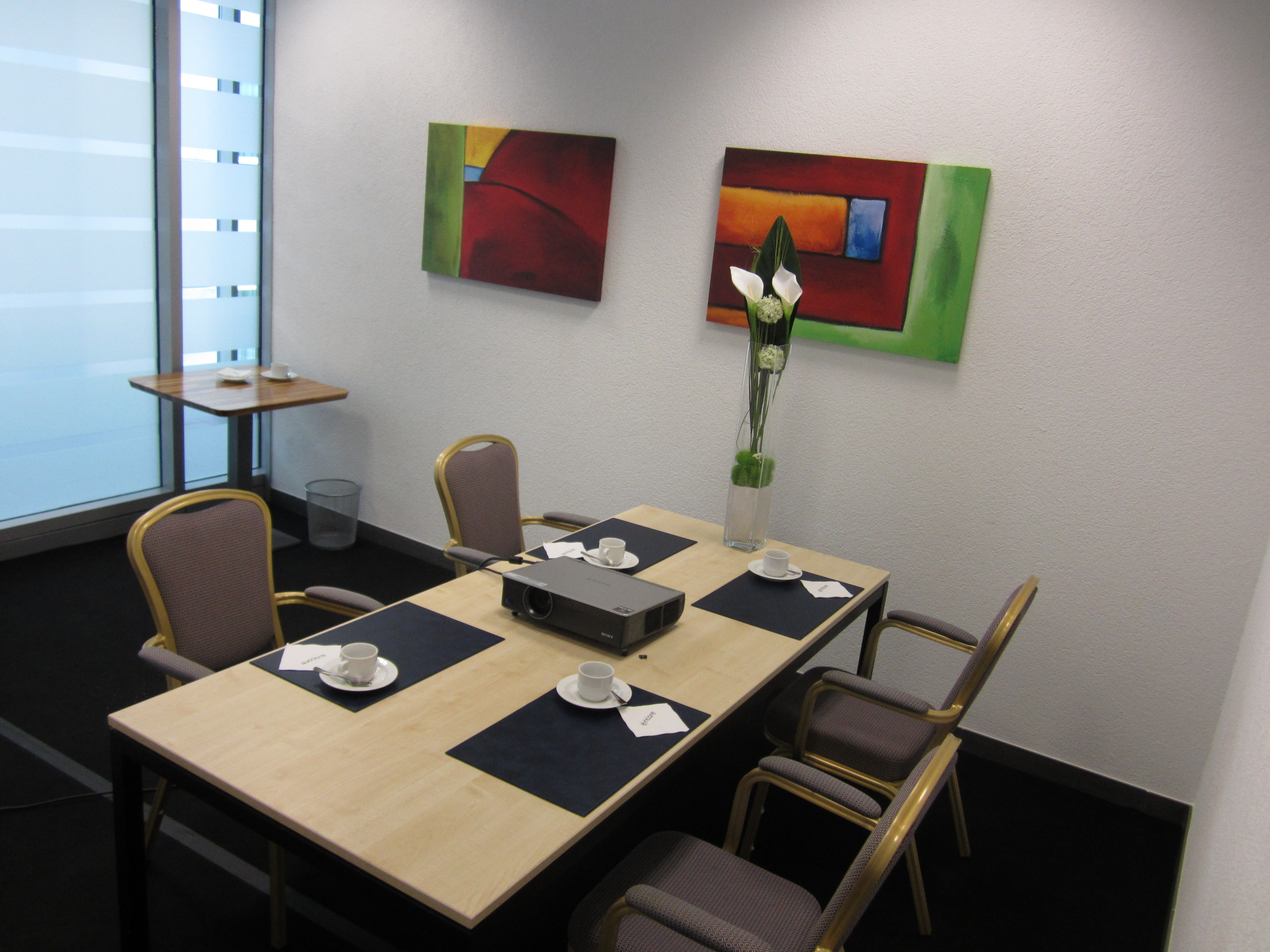 Descartes Private Meeting Room