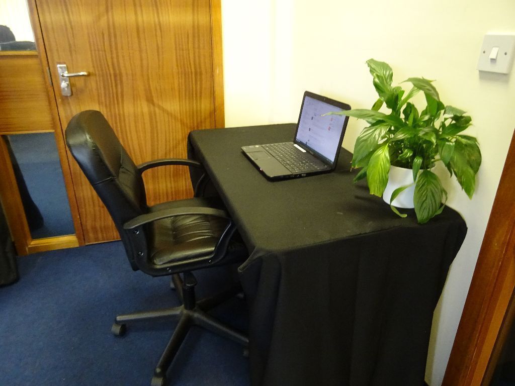 Lovely desk space to rent, North London