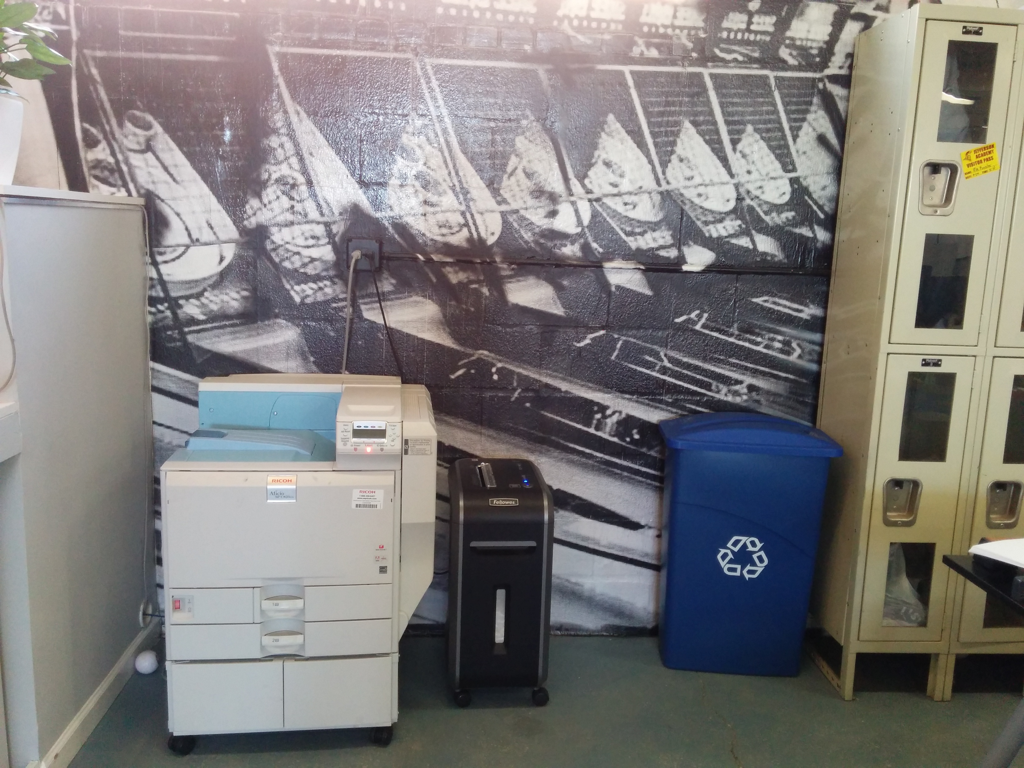 Front Office with private Office included Front Office with private Office included