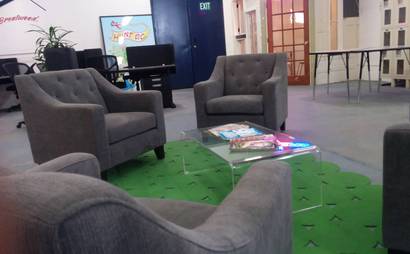 Front Office with private Office included Front Office with private Office included