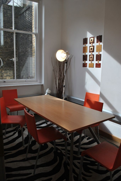 Window desk Farringdon / Clerkenwell