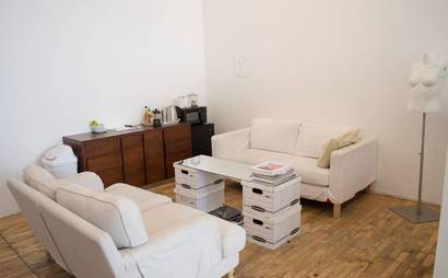 Rent a Desk at Bright Creative Studio in Bushwick near Morgan L Rent a Desk at Bright Creative Studio in Bushwick near Morgan L