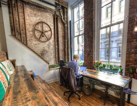Coworking Desk Space Coworking Desk Space
