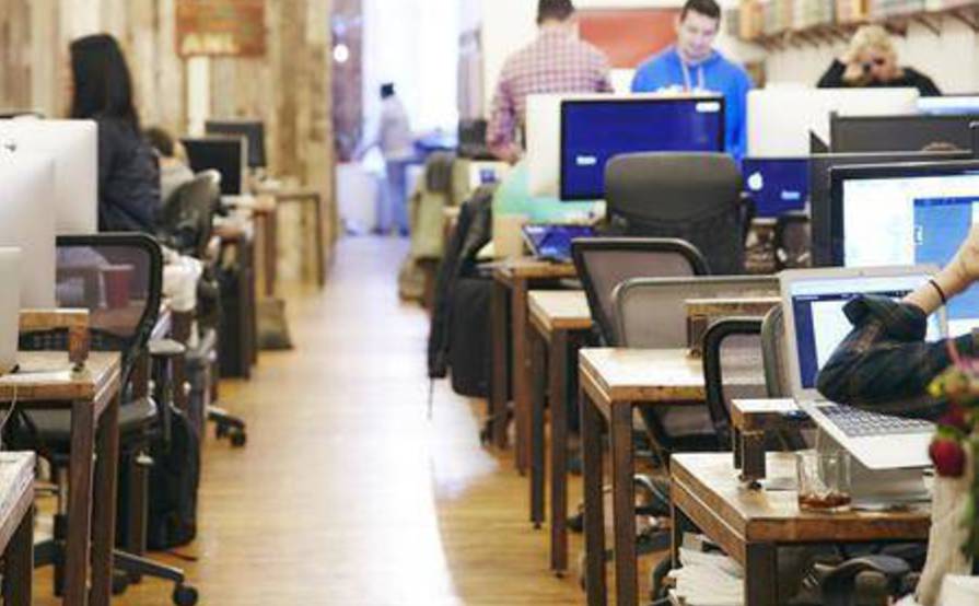 Coworking Desk Space Coworking Desk Space