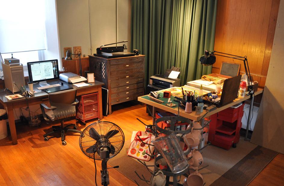 Shared desks, private conference rooms