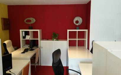 Open Desks in bright workspace Open Desks in bright workspace