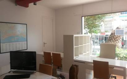 Open Desks in bright workspace Open Desks in bright workspace