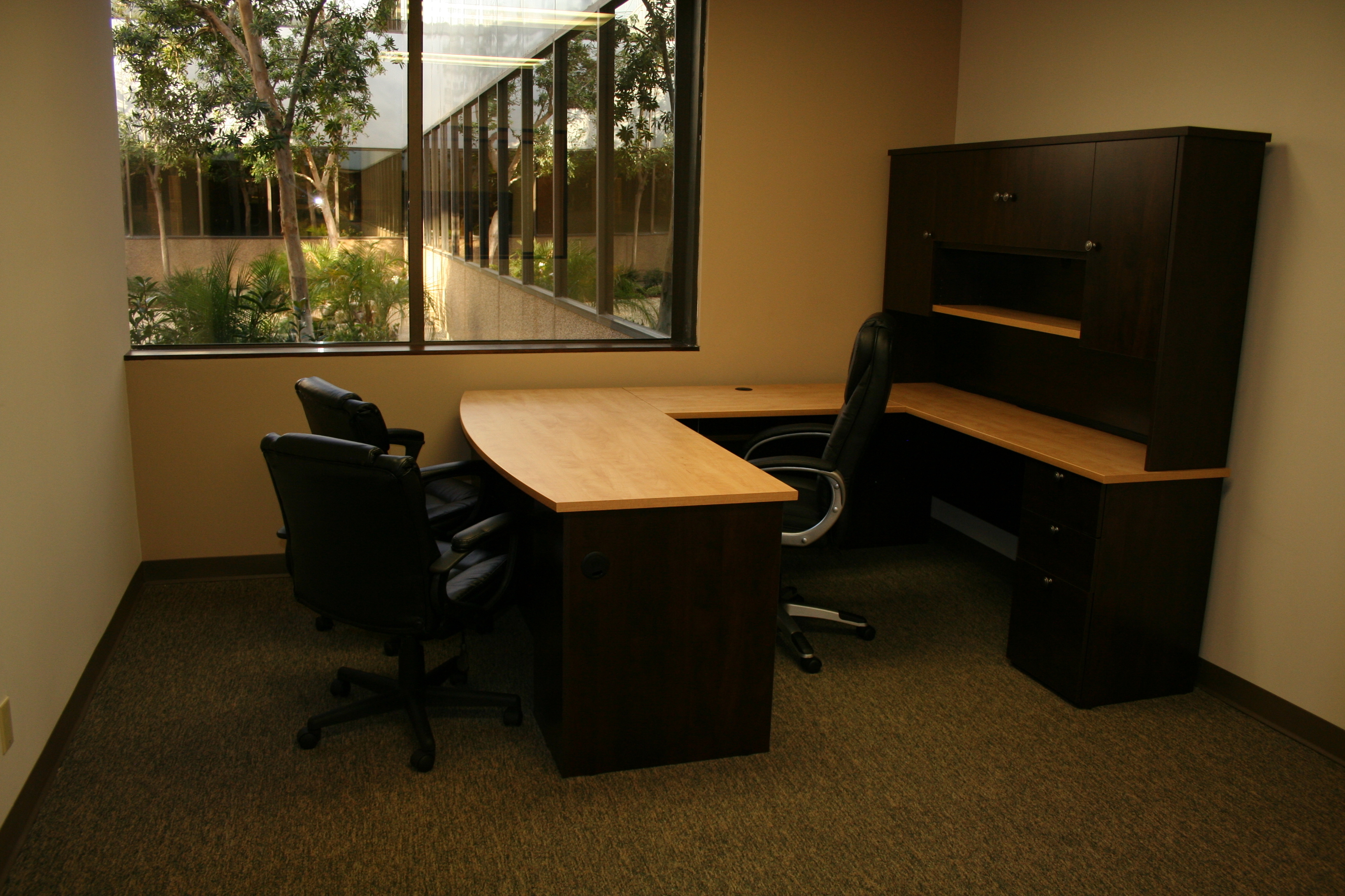 Private Office Desks Near Me