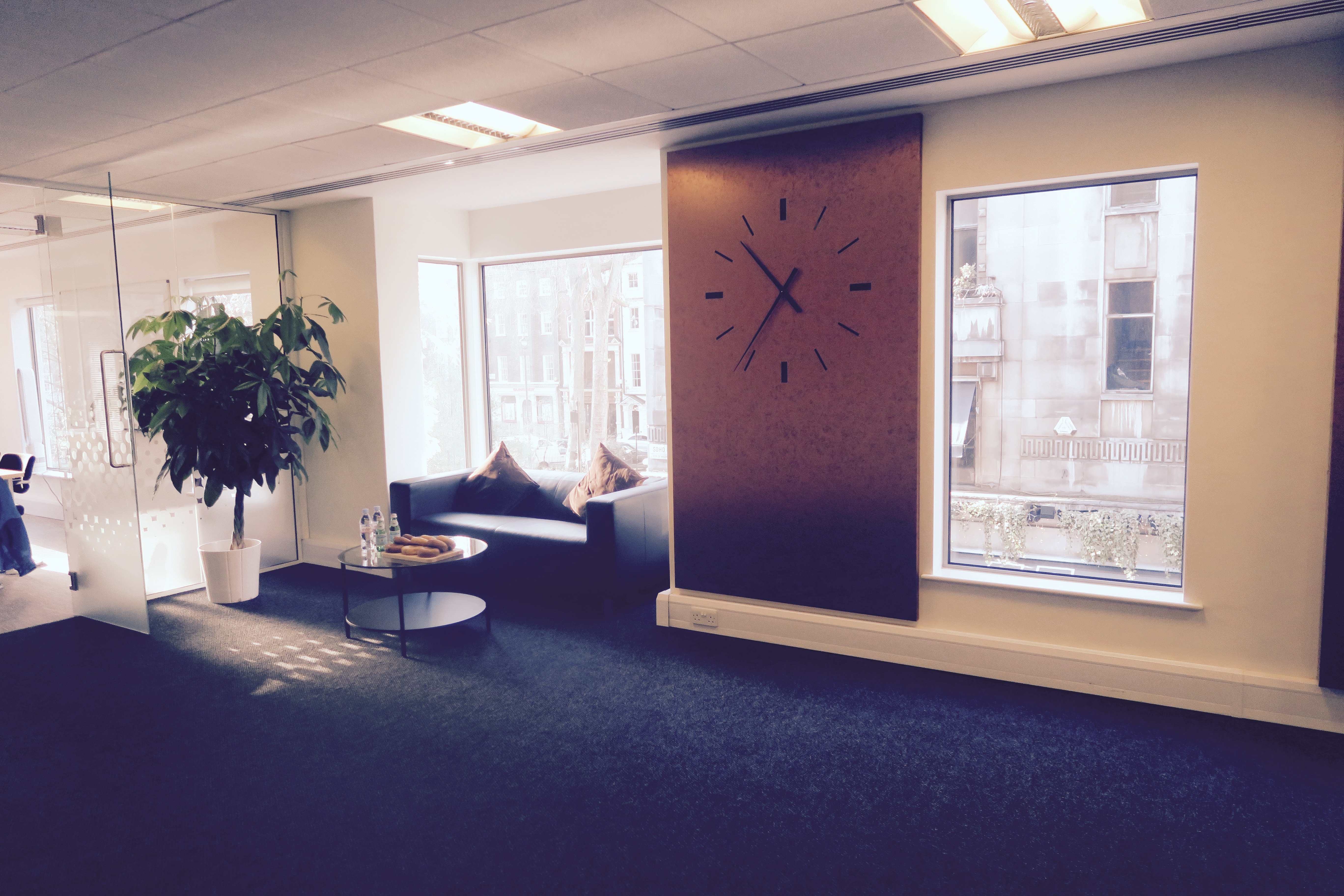 Spacious and vibrant co-working space Spacious and vibrant co-working space