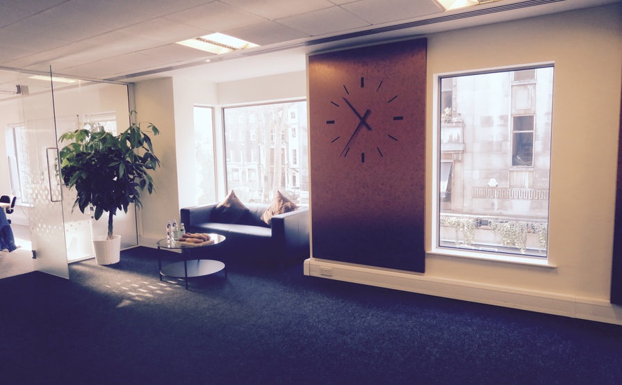 Spacious and vibrant co-working space Spacious and vibrant co-working space