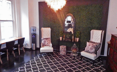 Hot desk / Dedicated desk Hot desk / Dedicated desk