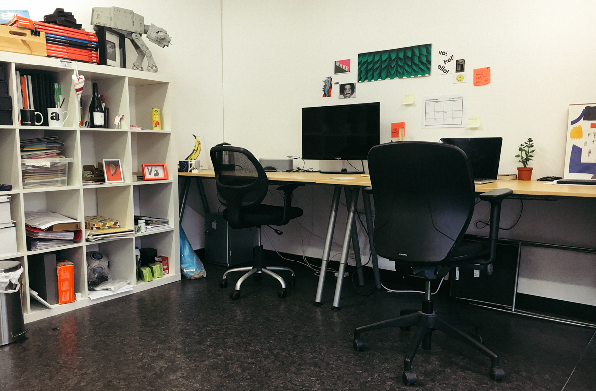 Creative Desk Space 5min away from Broadway Market Creative Desk Space 5min away from Broadway Market