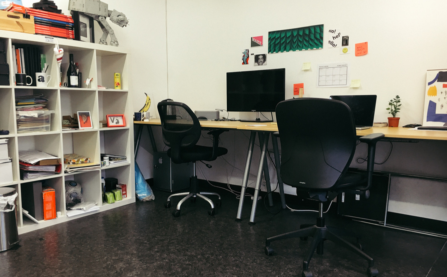 Creative Desk Space 5min away from Broadway Market Creative Desk Space 5min away from Broadway Market