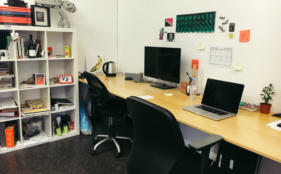 Creative Desk Space 5min away from Broadway Market 