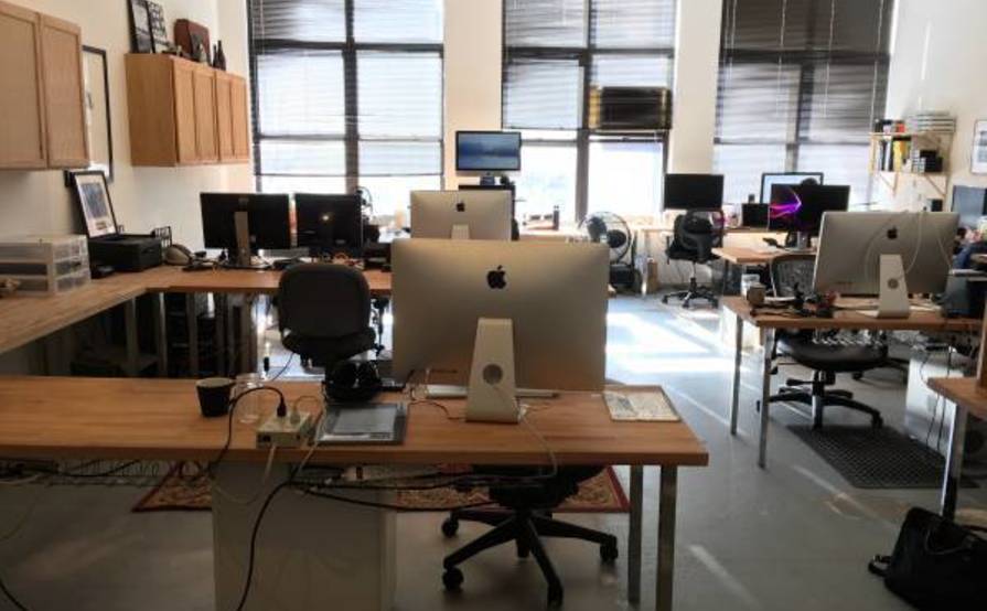 1 - 2 Desks Available in Williamsburg Office