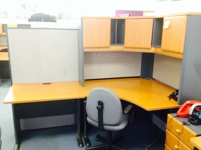 Corner Desk Unit With Ample Overhead Storage Corner Desk Unit With Ample Overhead Storage