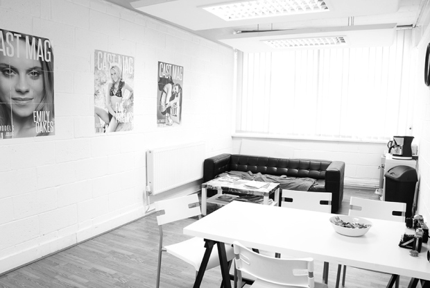 Desk hire, photographic studio hire