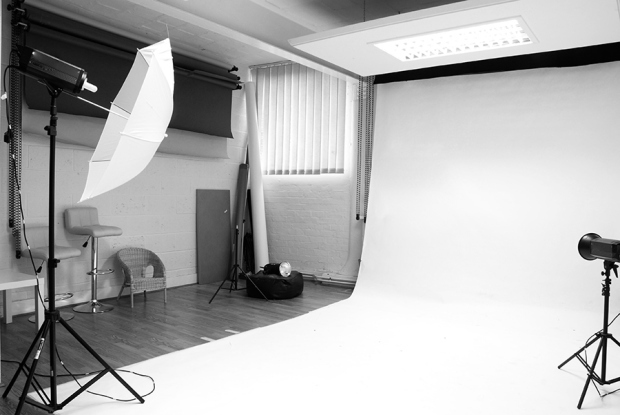 Desk hire, photographic studio hire