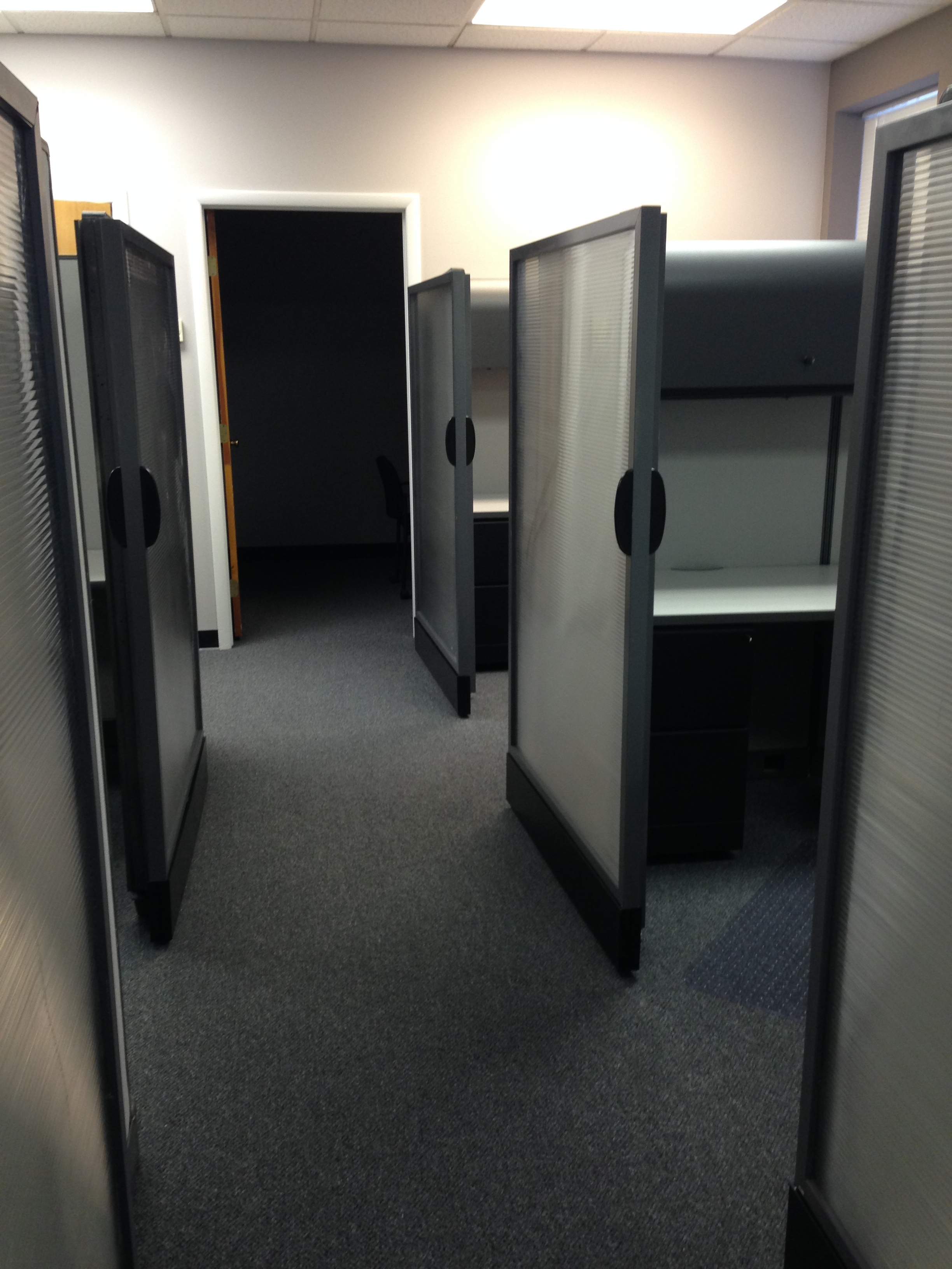 Shared Desk, Office Space, private office, Hub Zone, Washington DC, Leesburg Virginia 20176