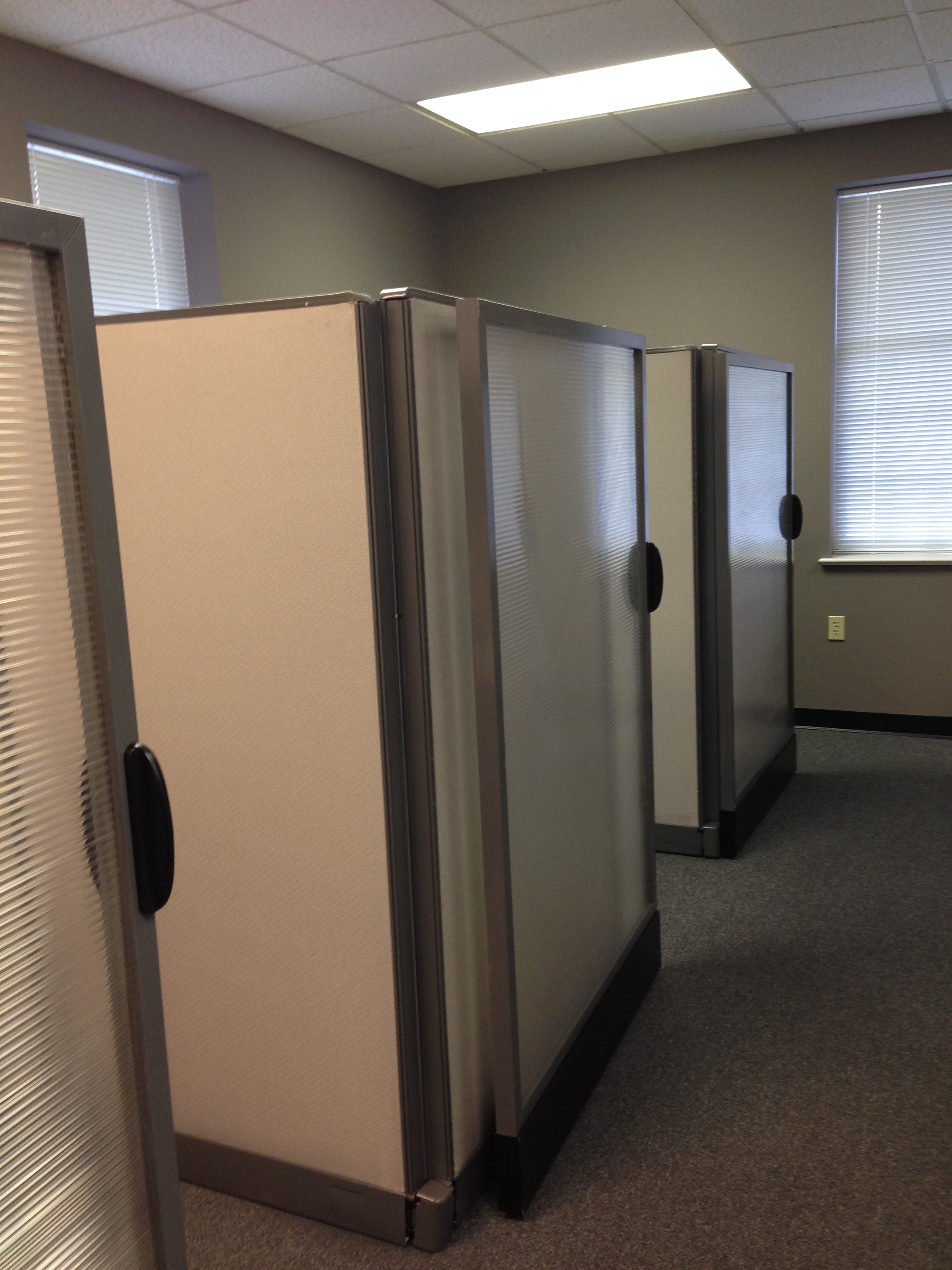 Shared Desk, Office Space, private office, Hub Zone, Washington DC, Leesburg Virginia 20176