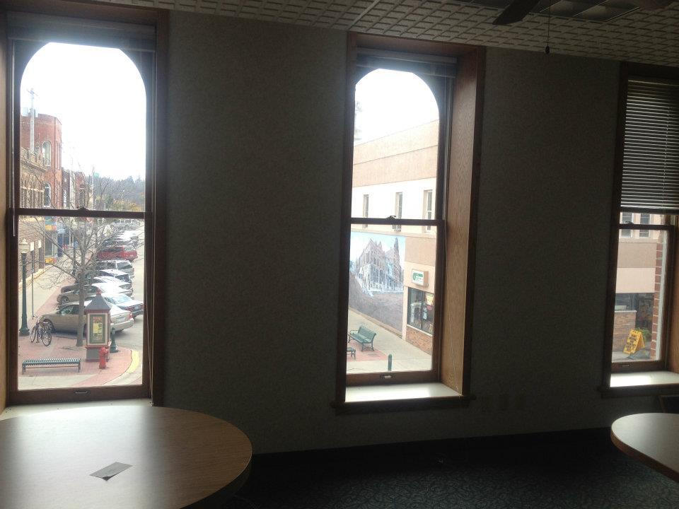 Shared desks Shared desks