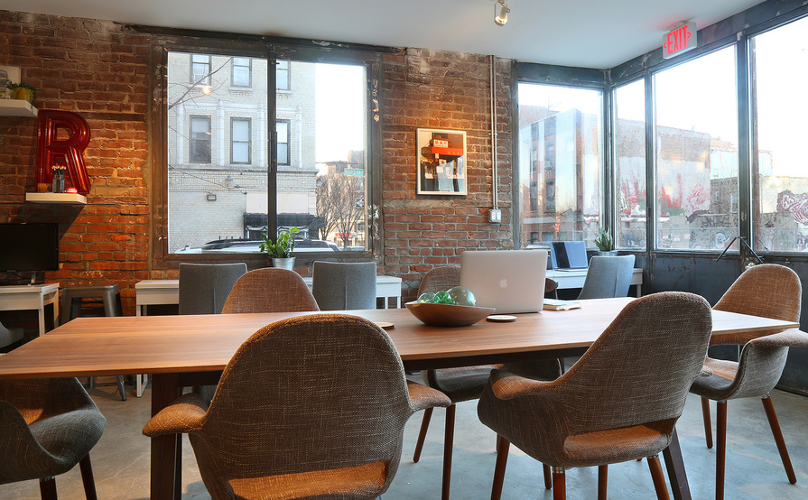Communal workspace open 7 days a week in Williamsburg, Brooklyn Communal workspace open 7 days a week in Williamsburg, Brooklyn