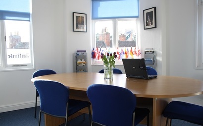 Modern Meeting Room in Warwick Modern Meeting Room in Warwick