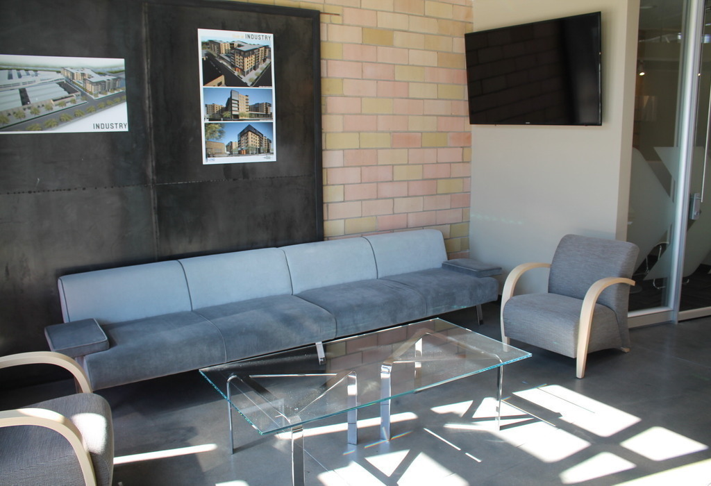 Six available workspaces in modern start-up office space with tons of amenities!