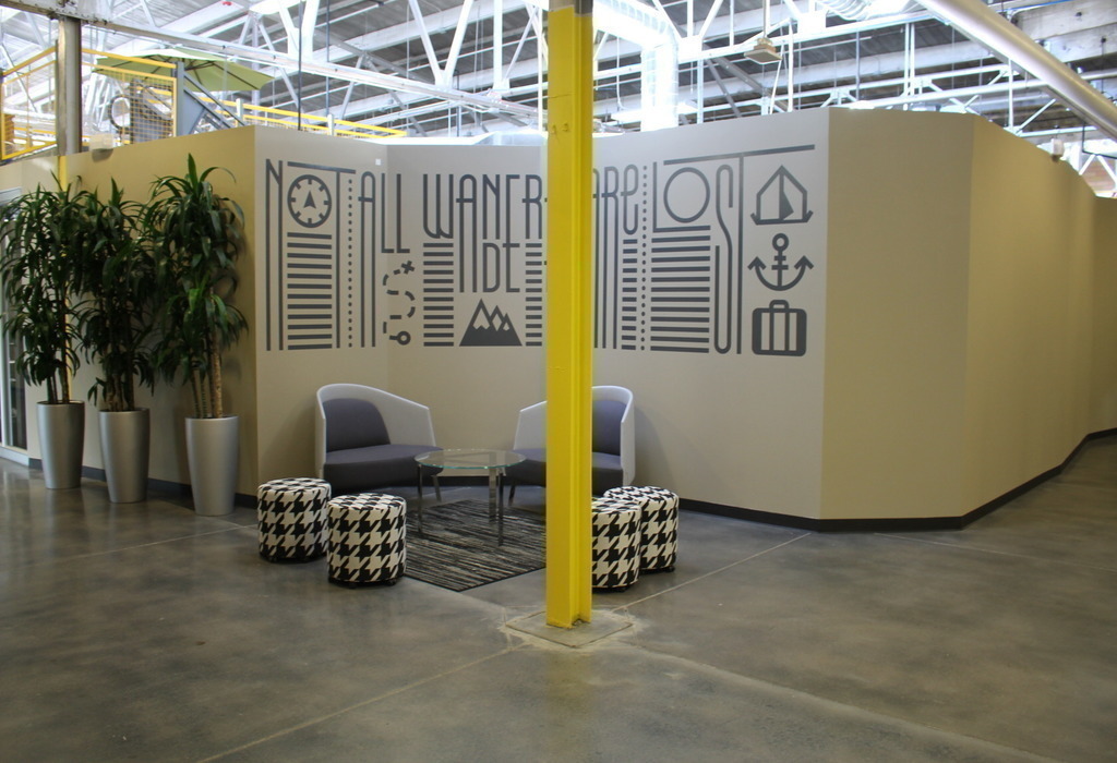 Six available workspaces in modern start-up office space with tons of amenities!