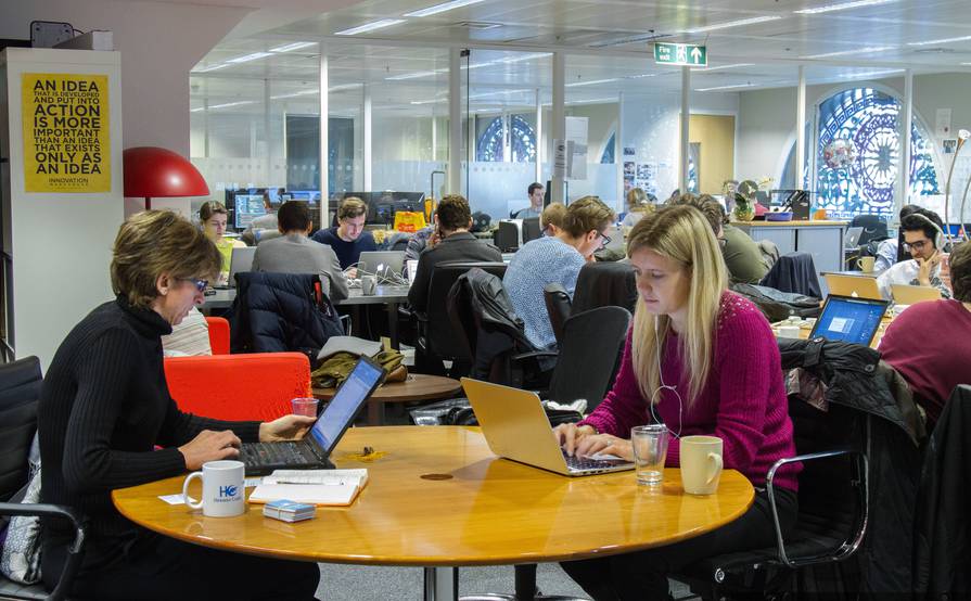 Permanent Desk Permanent Desk