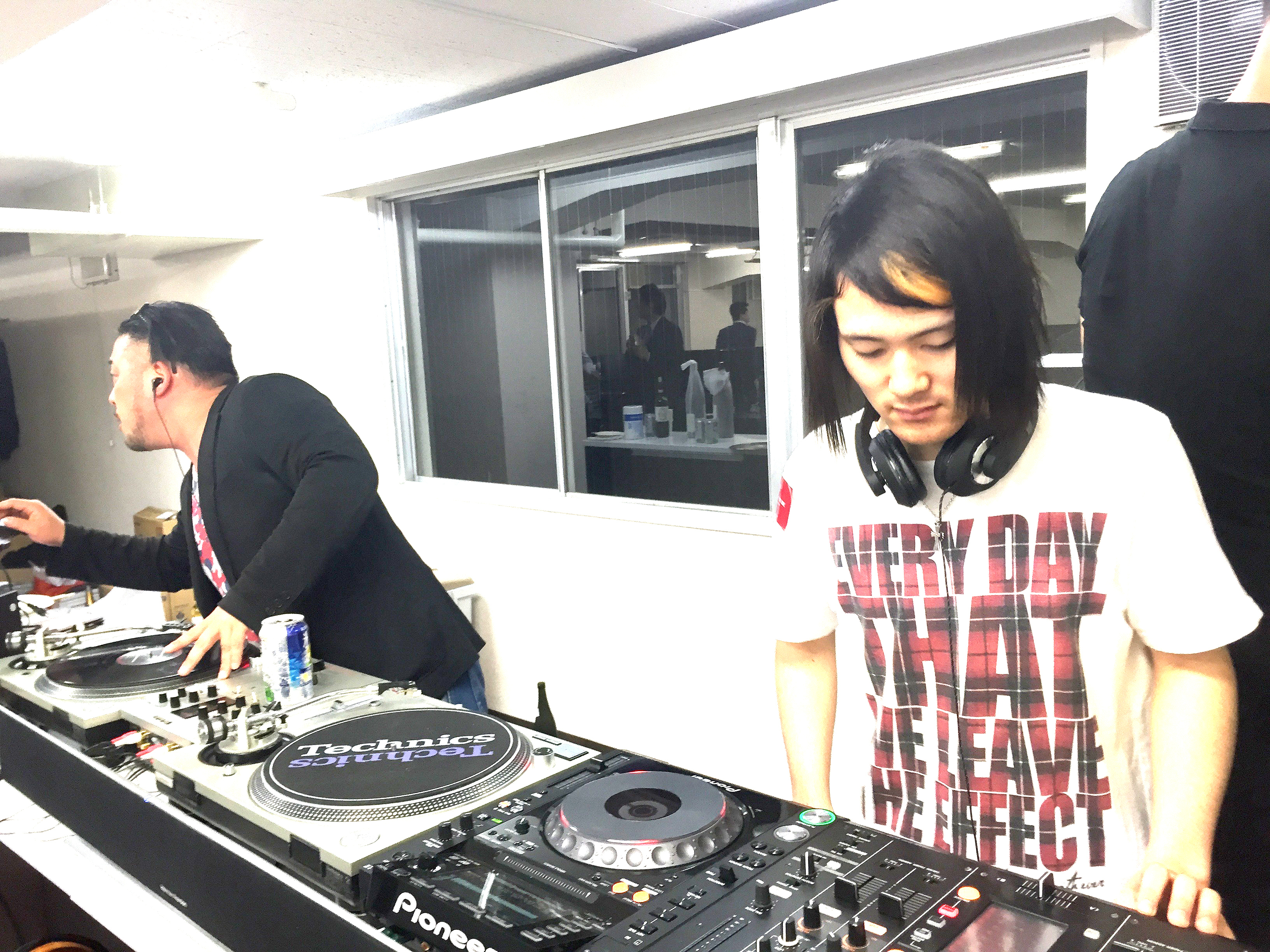 5mins walk to JR EBISU station.